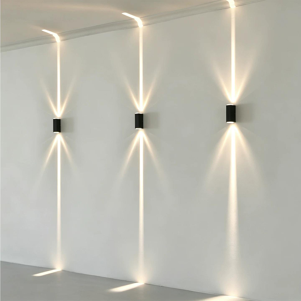 Decor Lighting Cy - Waterdichte buitenwandlamp met een lichtstraal, aluminium