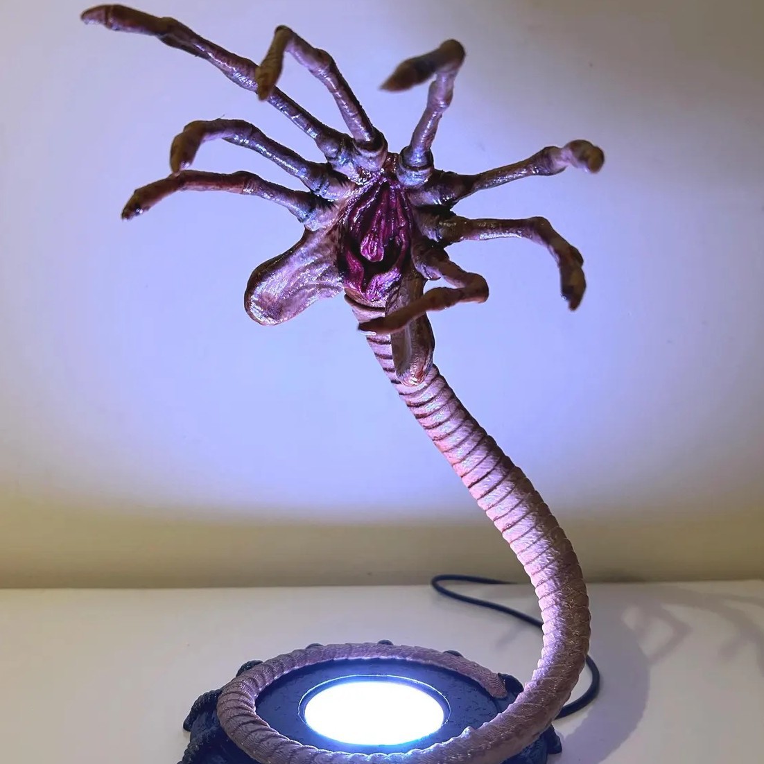 Alien Facehugger Lamp Nachtlam - Lighting Decoration Ideas recensie en prijs