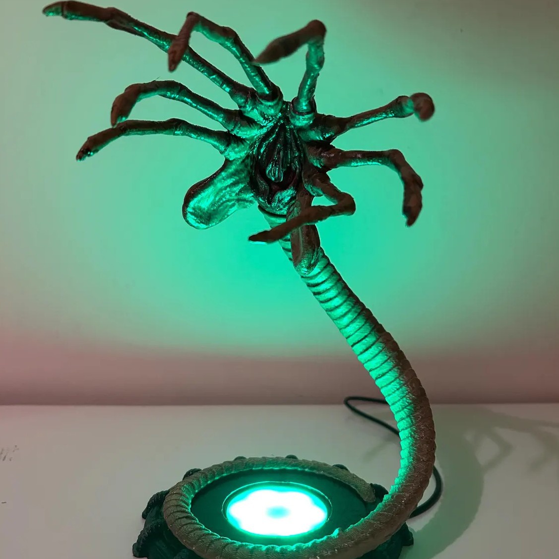 Alien Facehugger Lamp Nachtlam - Lighting Decoration Ideas recensie en prijs